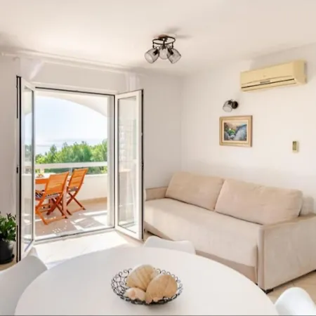 Apartment Luma Hvar Town