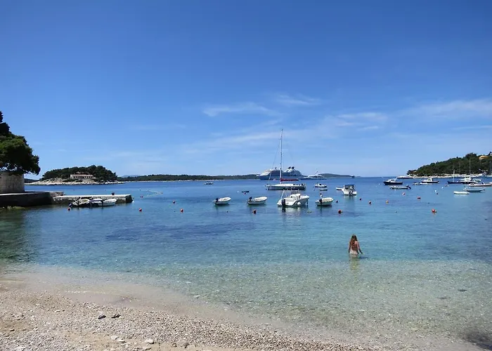 Luma Lägenhet Hvar Town